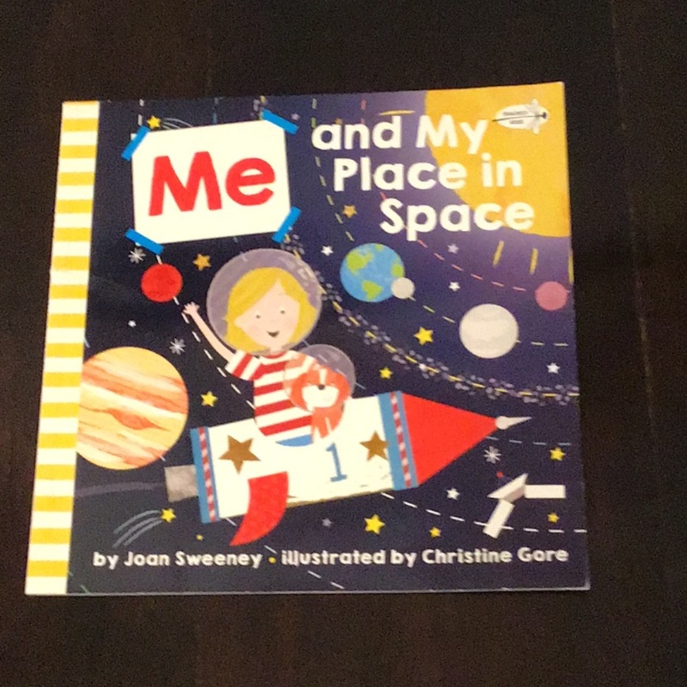 Me Books - Picture 7 of 15